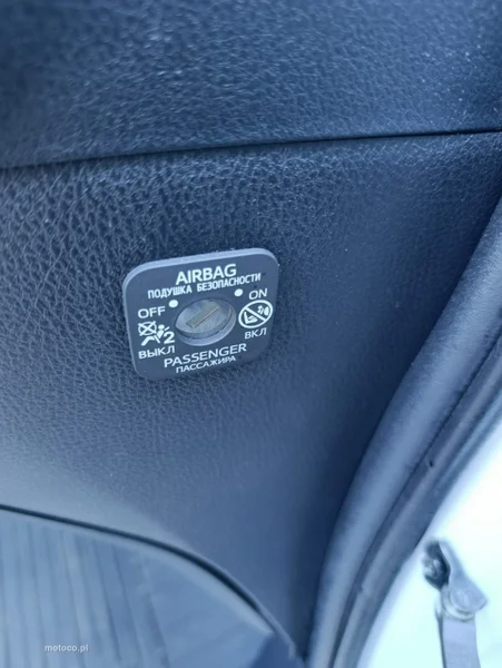 Toyota Yaris XP130 27
