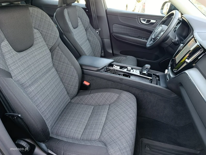 Volvo XC 60 17