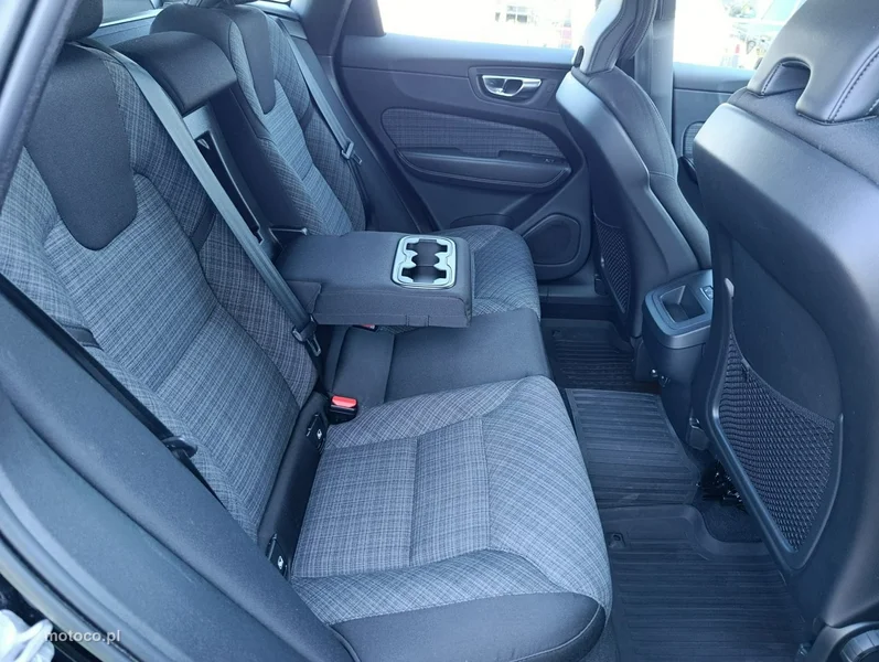 Volvo XC 60 8
