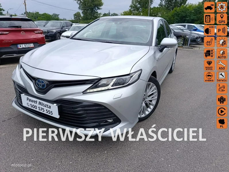 Toyota Camry XV70