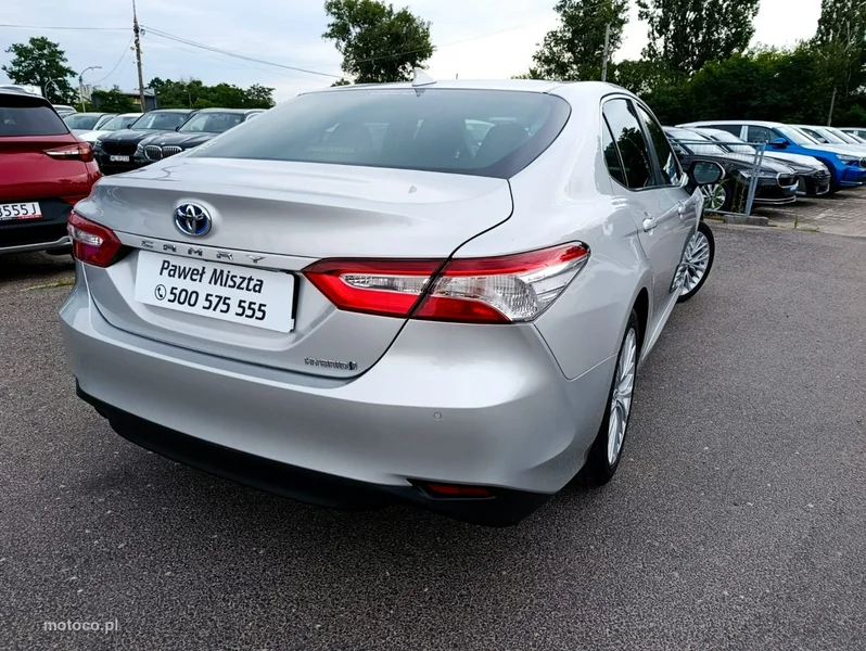 Toyota Camry XV70 2