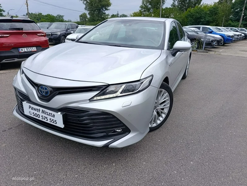 Toyota Camry XV70 2