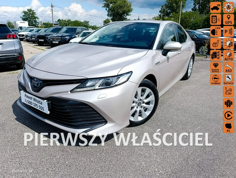 Toyota Camry XV70