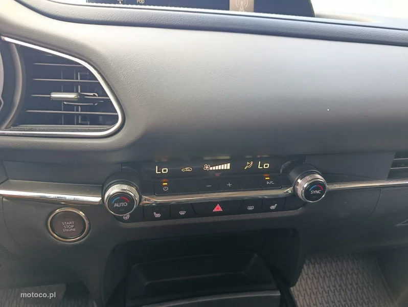 Mazda CX-30 8