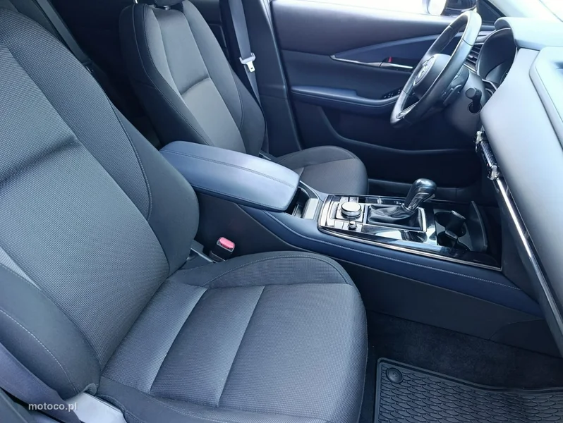 Mazda CX-30 10