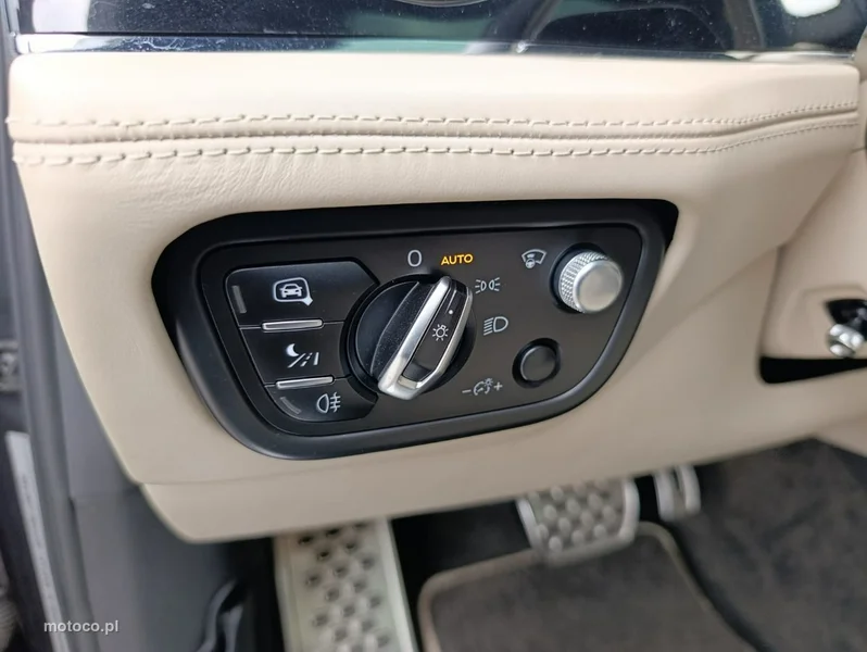 Bentley Bentayga 22