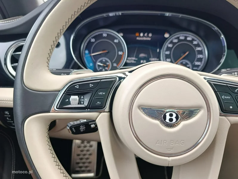 Bentley Bentayga 26