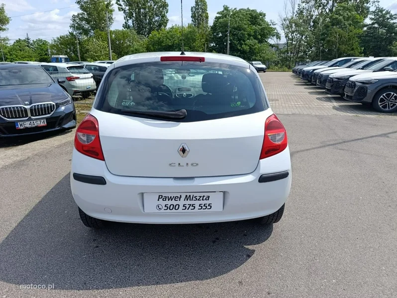 Renault Clio III 2