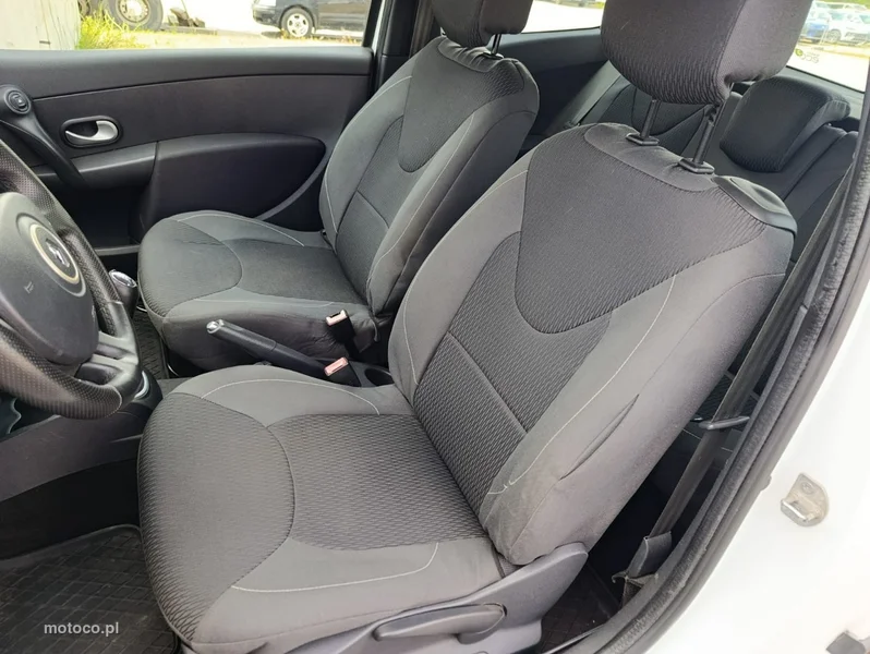 Renault Clio III 11