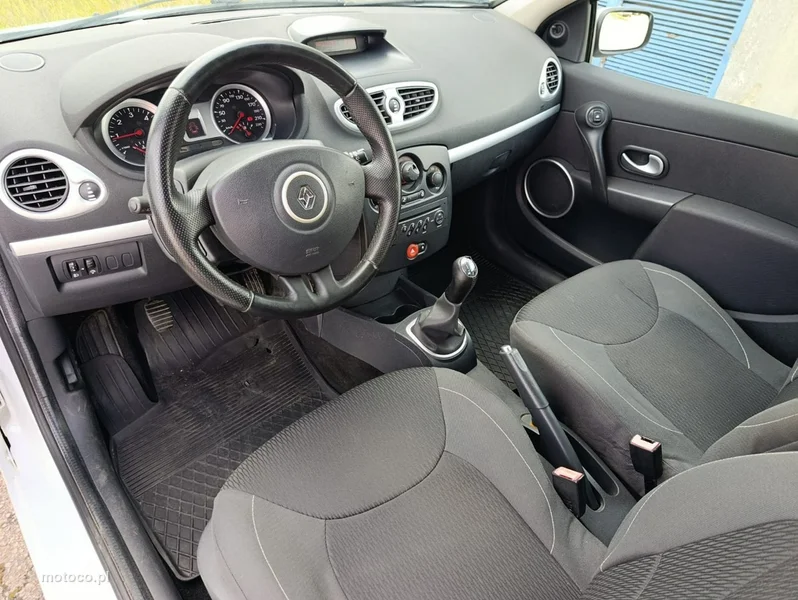 Renault Clio III 5