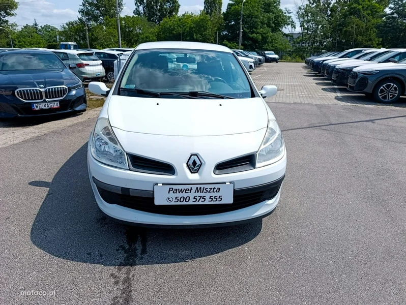 Renault Clio III 9