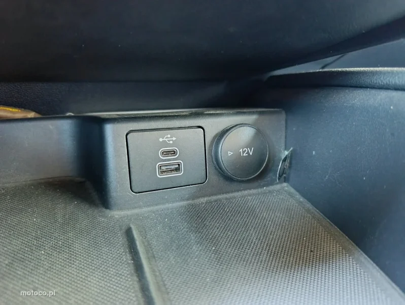 Ford Kuga III 21