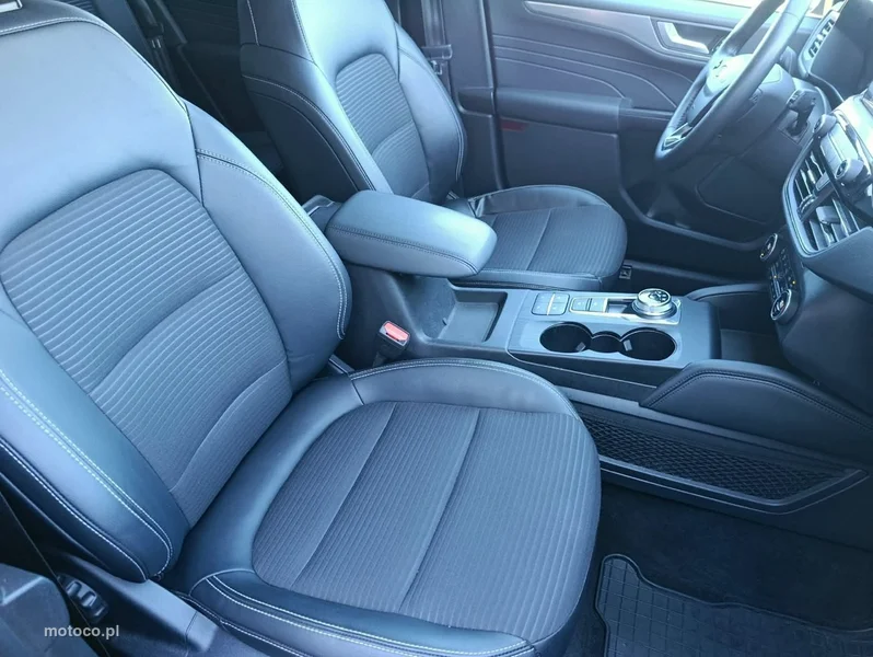 Ford Kuga III 30
