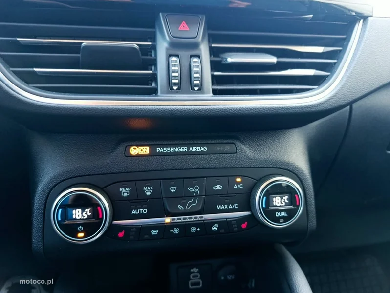Ford Kuga III 39