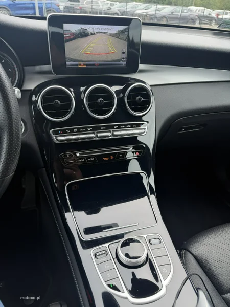 Mercedes-Benz GLC X253 220 26