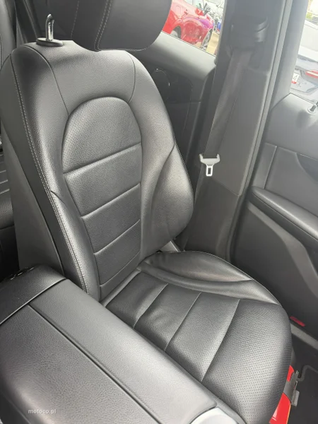 Mercedes-Benz GLC X253 220 8