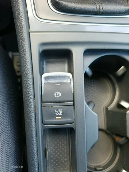 Volkswagen Golf VII 15