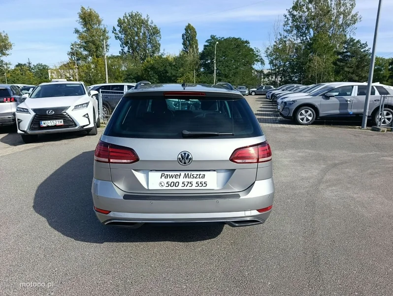 Volkswagen Golf VII 27