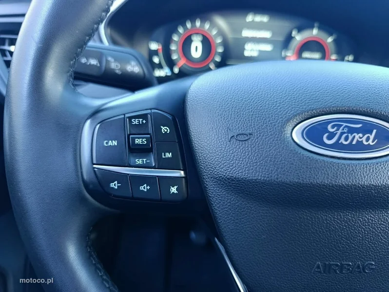Ford Focus IV 11