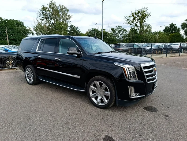 Cadillac Escalade 2