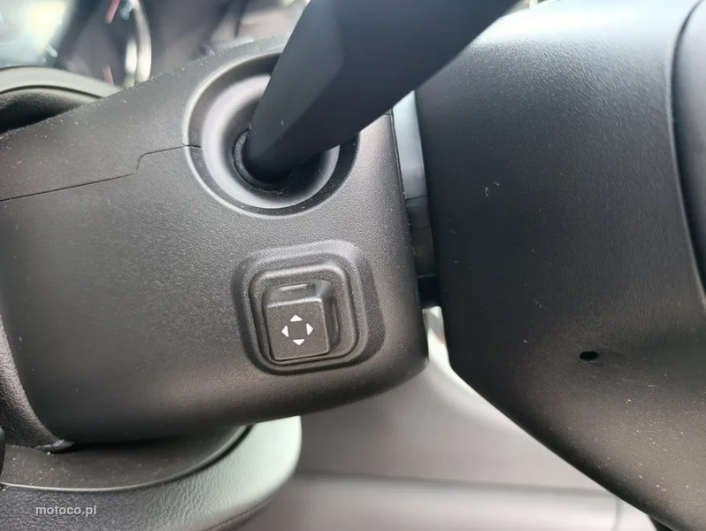 Cadillac Escalade 15