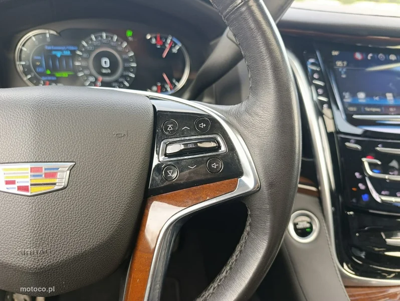 Cadillac Escalade 18