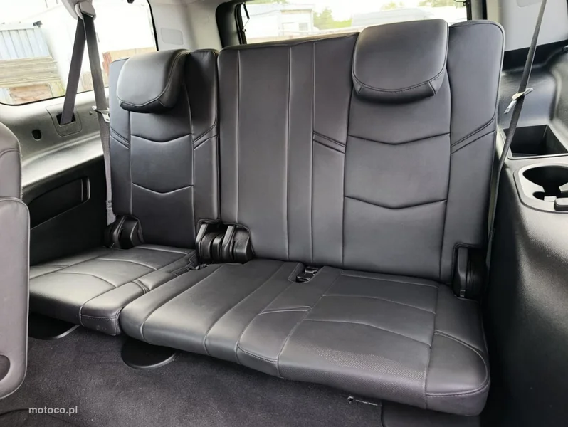 Cadillac Escalade 22