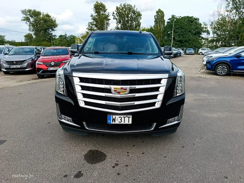 Cadillac Escalade 37