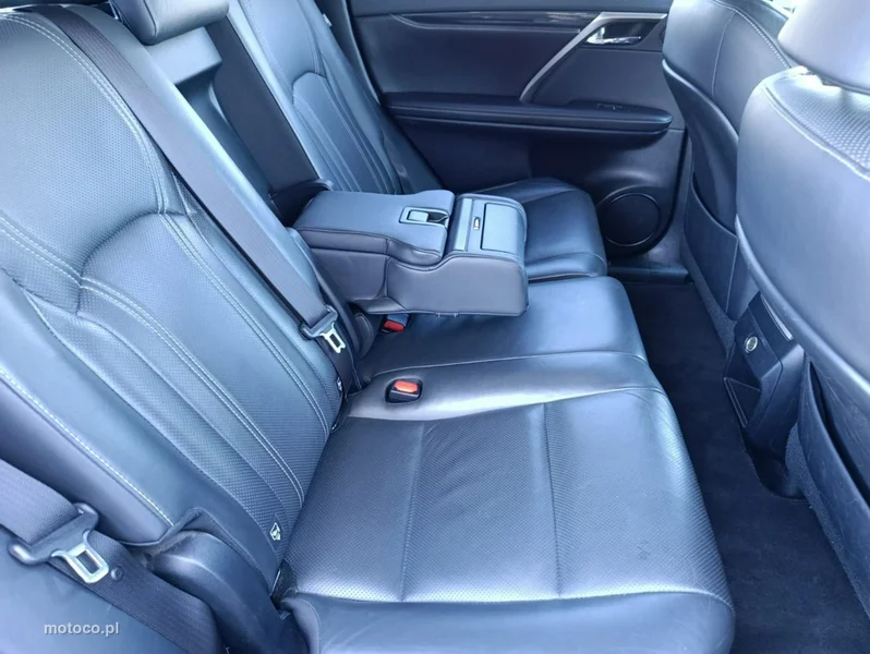 Lexus RX 8