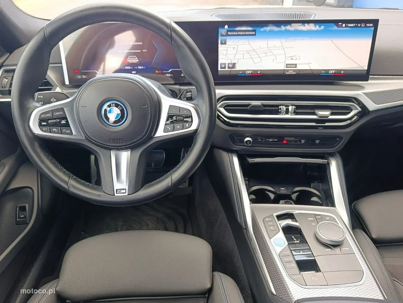 BMW i4 20