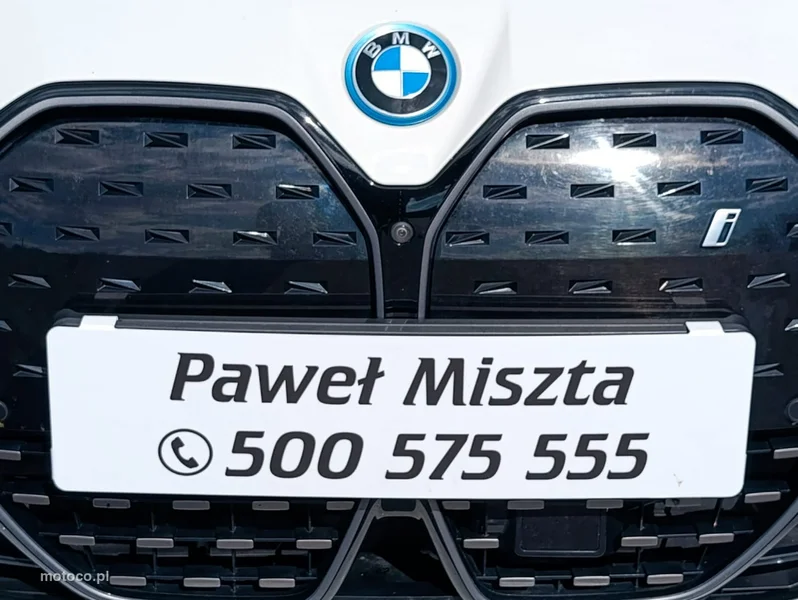 BMW i4 24