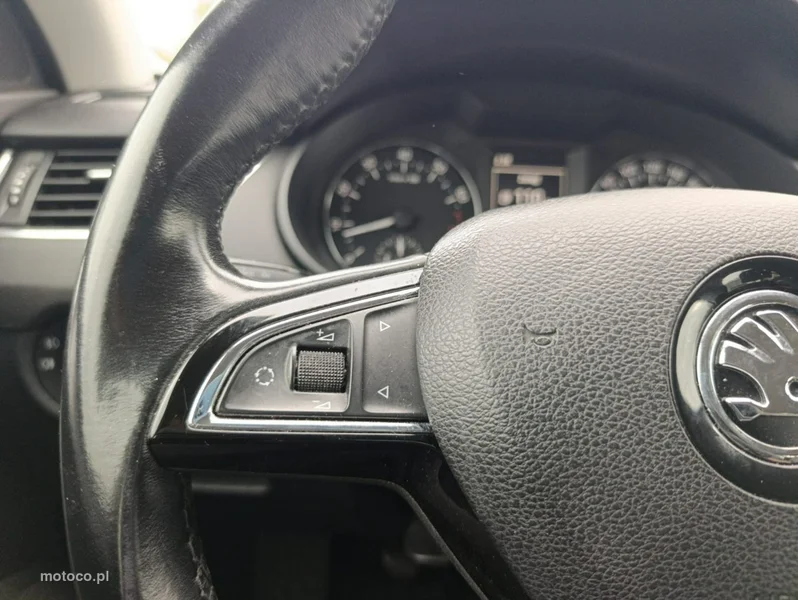 Skoda Octavia III 11