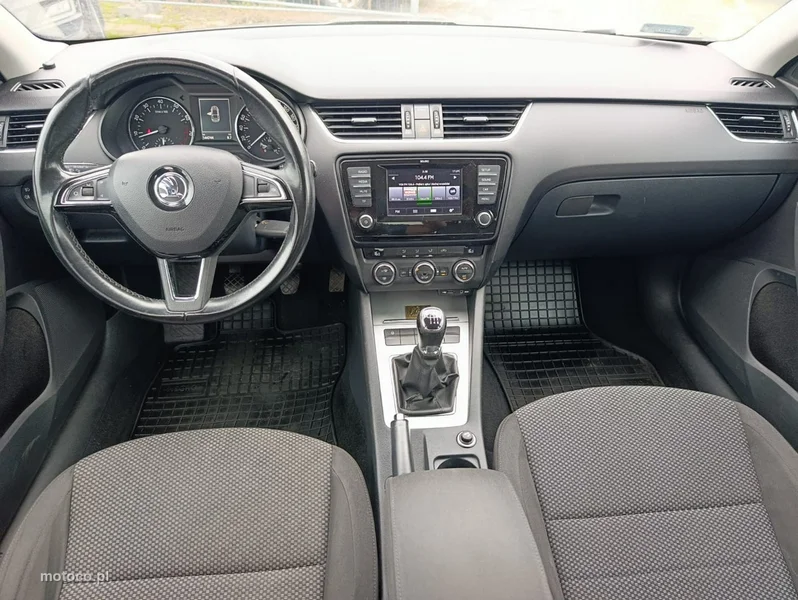 Skoda Octavia III 26