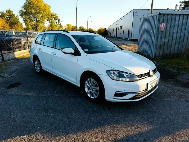 Volkswagen Golf VII 15