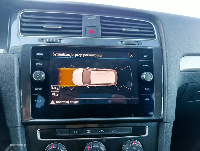 Volkswagen Golf VII 18