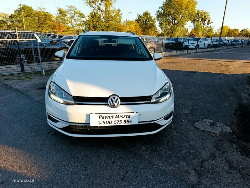 Volkswagen Golf VII 28