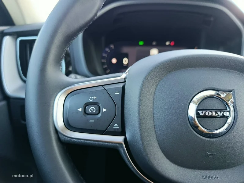 Volvo XC 60 17