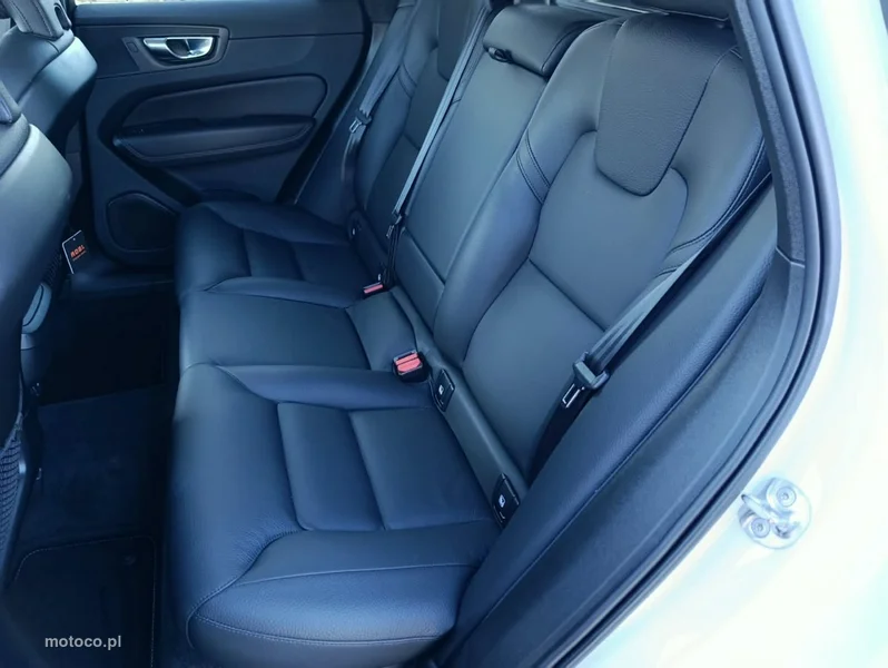 Volvo XC 60 17