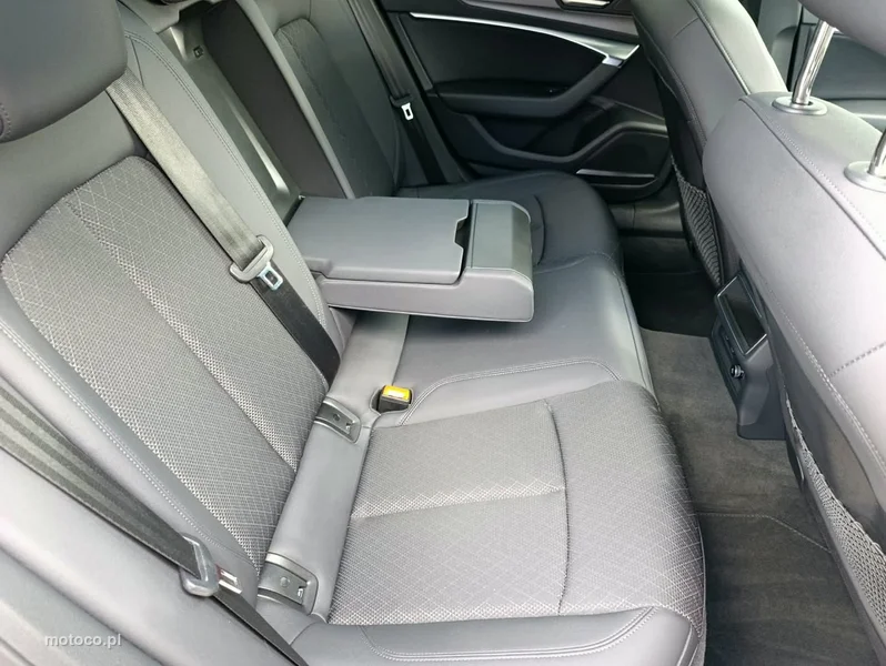 Audi A6 Allroad C8 37