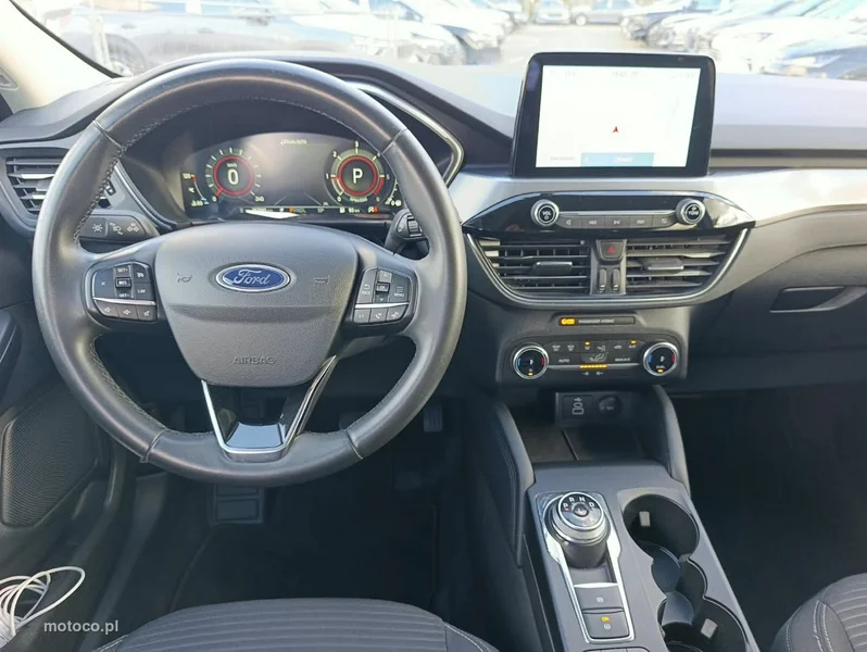 Ford Kuga III 11