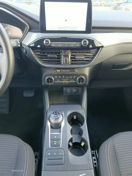 Ford Kuga III 13