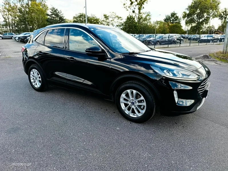 Ford Kuga III 17