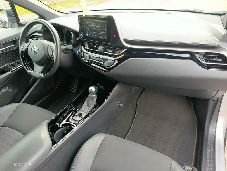 Toyota C-HR AX10 23