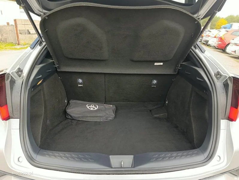 Toyota C-HR AX10 26