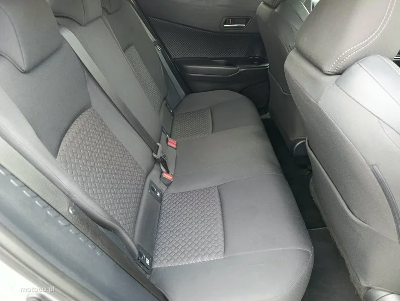 Toyota C-HR AX10 27