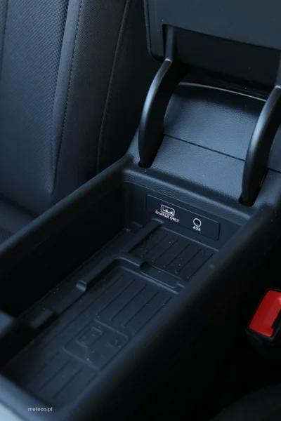 Audi A4 B9 23