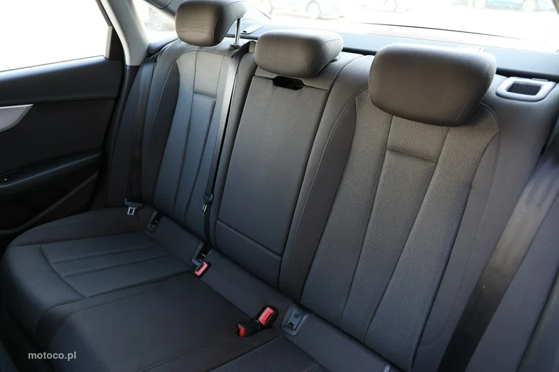 Audi A4 B9 29