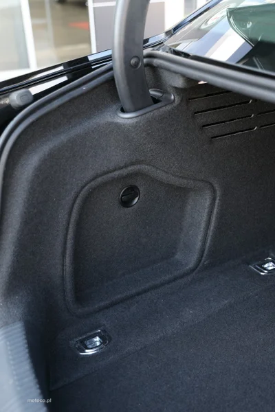 Audi A4 B9 37
