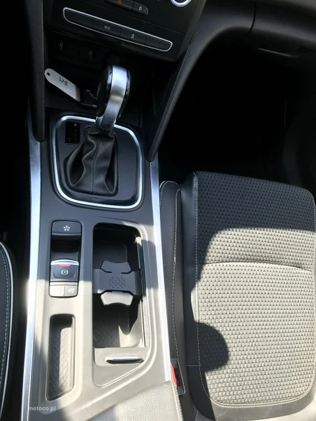 Renault Megane IV 19