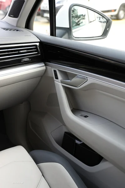 Volkswagen Touareg CR 33